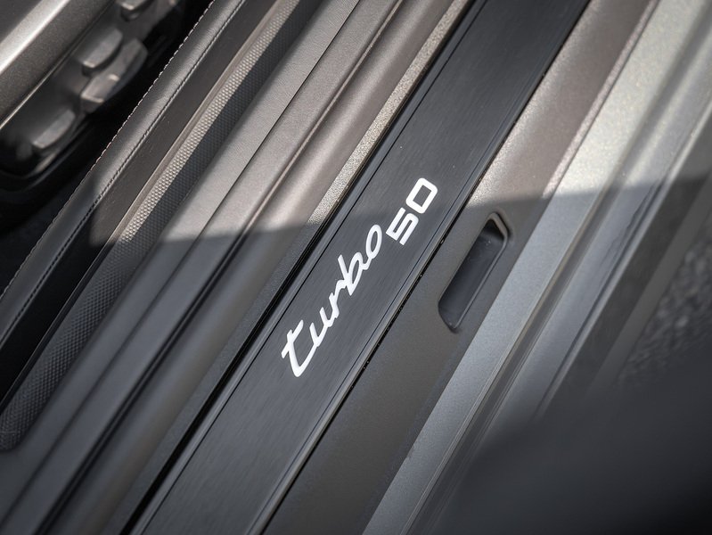 Porsche 911 Turbo 50 Years (992.1)  - U5942