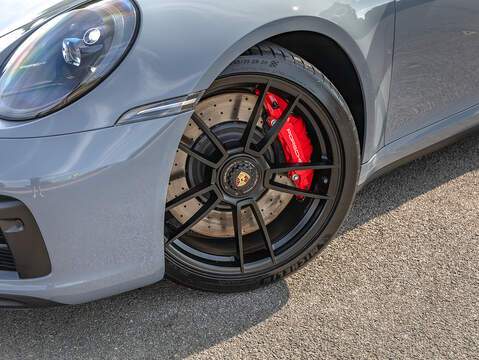Porsche 911 Carrera GTS (992.1)  - U5952