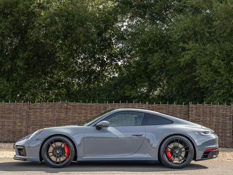Porsche 911 Carrera GTS (992.1)  - U5952