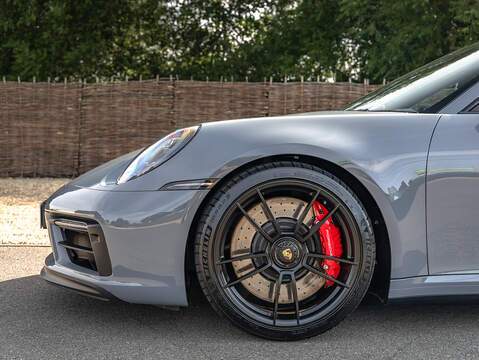 Porsche 911 Carrera GTS (992.1)  - U5952