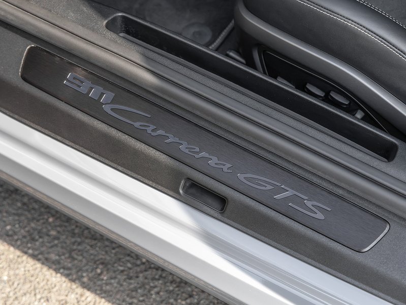 Porsche 911 Carrera GTS (992.1)  - U5952