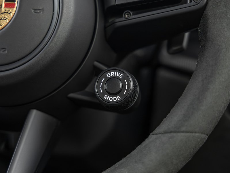Porsche 911 Carrera GTS (992.1)  - U5952