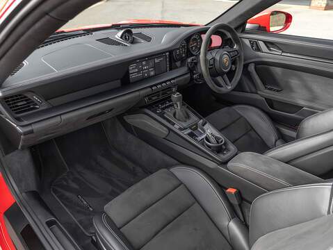 Porsche 911 GT3 4.0 PDK (992.1)  - U5974