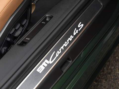 Porsche 911 Carrera 4S Convertible (992.2)  - U5994