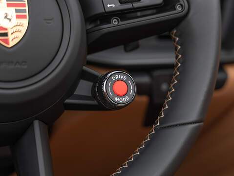 Porsche 911 Carrera 4S Convertible (992.2)  - U5994