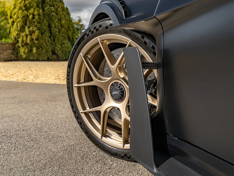 Porsche 911 GT3 RS with Weissach Package (992)  - U6020