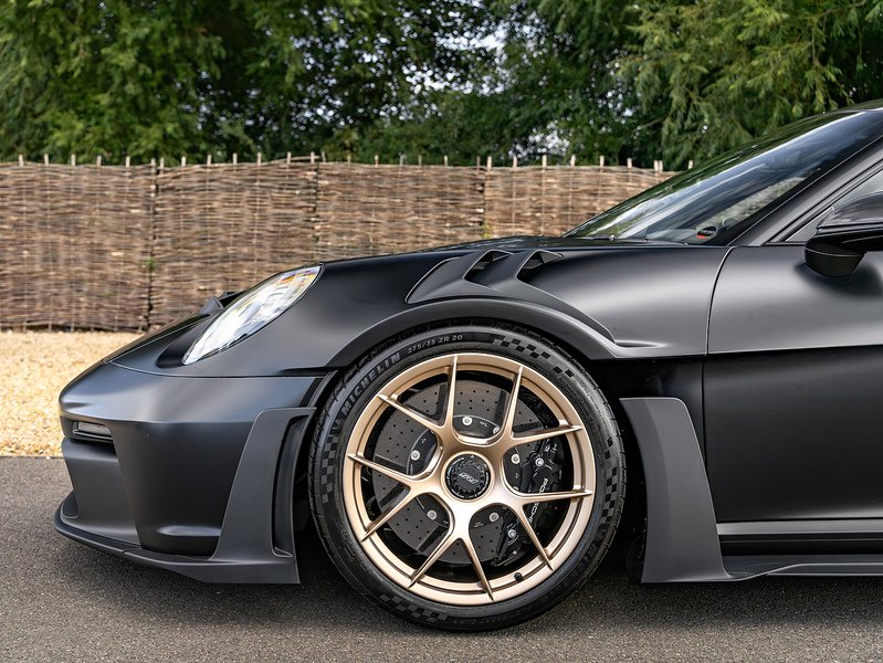 Porsche 911 GT3 RS with Weissach Package (992)  - U6020