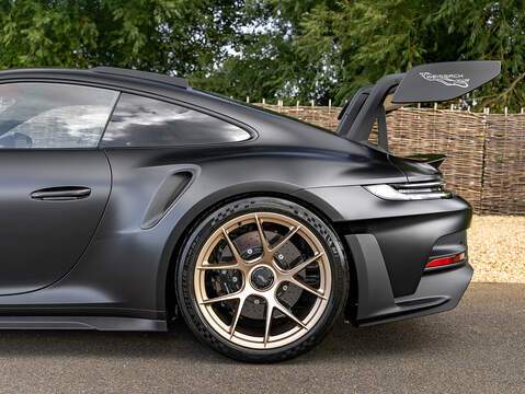 Porsche 911 GT3 RS with Weissach Package (992)  - U6020