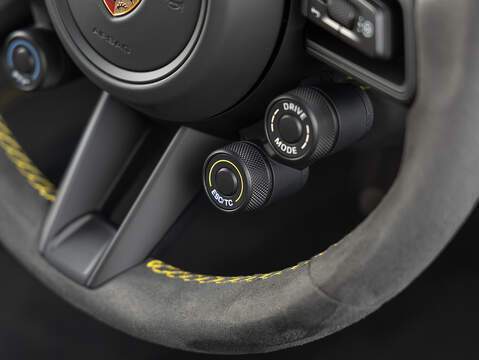 Porsche 911 GT3 RS with Weissach Package (992)  - U6020