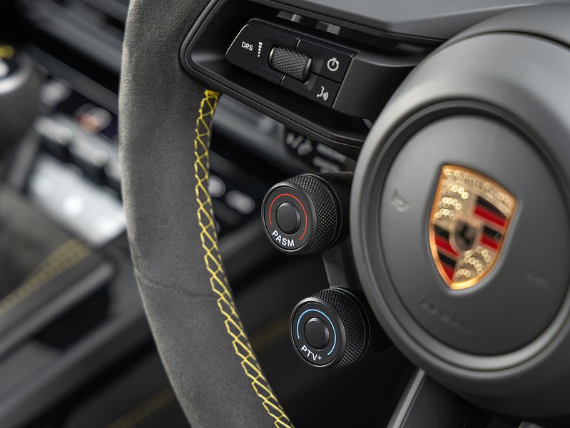 Porsche 911 GT3 RS with Weissach Package (992)  - U6020
