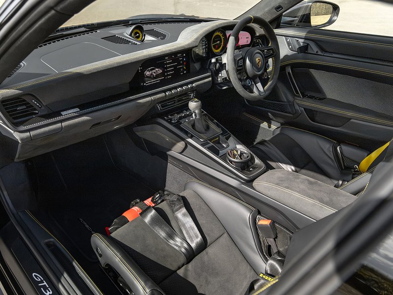 Porsche 911 GT3 RS with Weissach Package (992)  - U6020