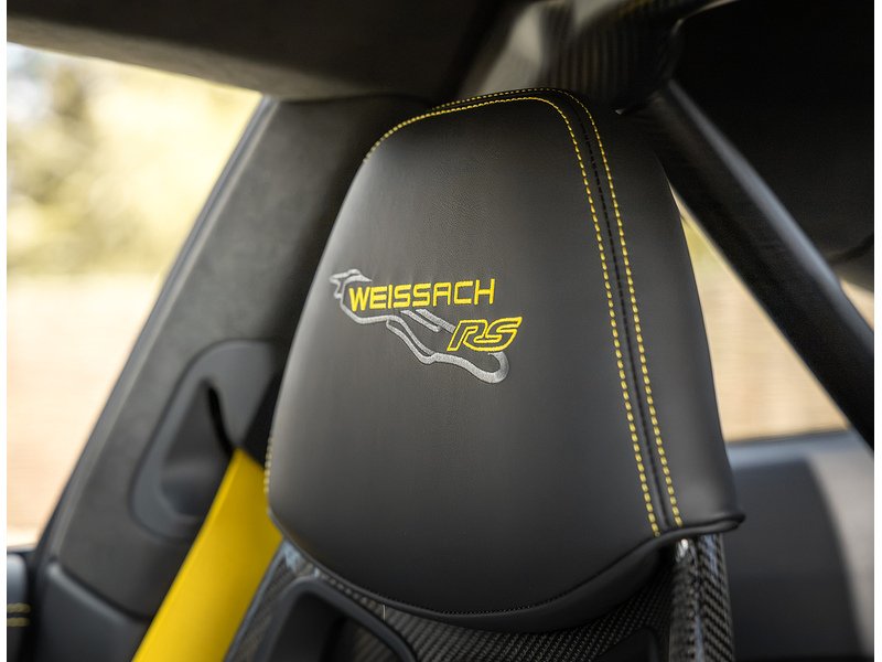 Porsche 911 GT3 RS with Weissach Package (992)  - U6020
