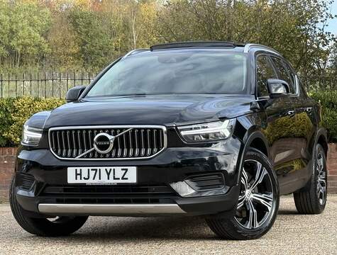 Volvo XC40 1.5h T4 Recharge 10.7kWh Inscription SUV 5dr Petrol Plug-in Hybrid Auto Euro 6 (s/s) (211 ps) - U188