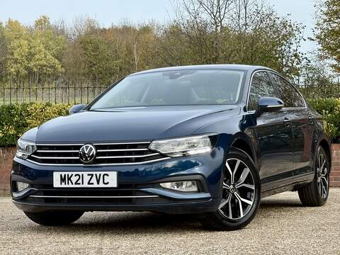 Volkswagen Passat 1.5 TSI EVO SEL Saloon 4dr Petrol DSG Euro 6 (s/s) (150 ps) - U196
