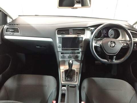 Volkswagen Golf Estate S Tsi Bluemotion Technology Dsg 1.2 5dr Estate Automatic Petrol - U15969