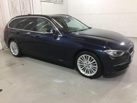 BMW 3 Series 2.0 320d Luxury Touring 5dr Diesel Auto xDrive Euro 5 (s/s) (184 ps) - U16032