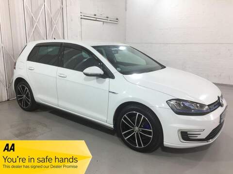 Volkswagen Golf 1.2 16V Dynamique Nav Hatchback 5dr Petrol Manual Euro 6 (75 ps)