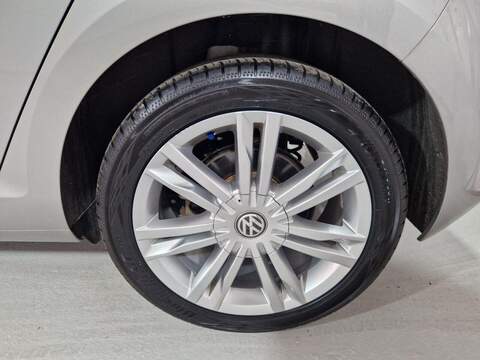 Volkswagen Golf 1.4 TSI BlueMotion Tech ACT GT Hatchback 5dr Petrol DSG Euro 6 (s/s) (140 ps) - U16102