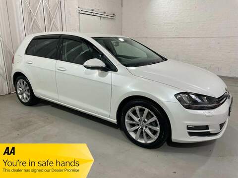 Volkswagen Golf 1.2 16V Dynamique Nav Hatchback 5dr Petrol Manual Euro 6 (75 ps)