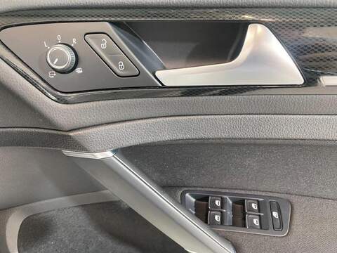 Volkswagen Golf 1.4 TSI BlueMotion Tech ACT GT Hatchback 5dr Petrol DSG Euro 6 (s/s) (140 ps) - U16139