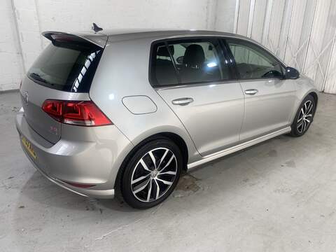 Volkswagen Golf 1.4 TSI BlueMotion Tech ACT GT Hatchback 5dr Petrol DSG Euro 6 (s/s) (140 ps) - U16158