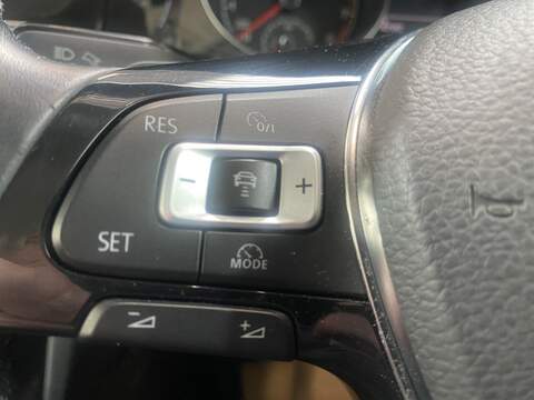 Volkswagen Golf 1.4 TSI BlueMotion Tech ACT GT Hatchback 5dr Petrol DSG Euro 6 (s/s) (140 ps) - U16158