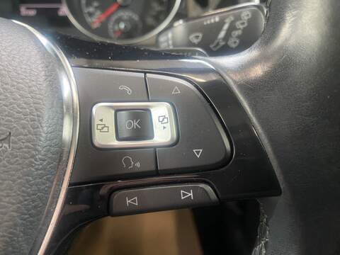 Volkswagen Golf 1.4 TSI BlueMotion Tech ACT GT Hatchback 5dr Petrol DSG Euro 6 (s/s) (140 ps) - U16158