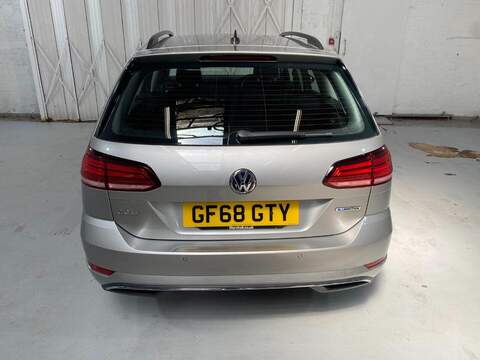 Volkswagen Golf Estate 1.5 TSI EVO SE Nav Estate 5dr Petrol DSG Euro 6 (s/s) (130 ps) 1.5 5dr Estate Automatic Petrol - U16163