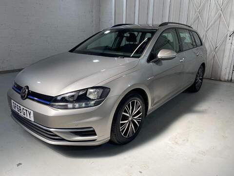 Volkswagen Golf Estate 1.5 TSI EVO SE Nav Estate 5dr Petrol DSG Euro 6 (s/s) (130 ps) 1.5 5dr Estate Automatic Petrol - U16163