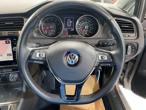 Volkswagen Golf Estate 1.5 TSI EVO SE Nav Estate 5dr Petrol DSG Euro 6 (s/s) (130 ps) 1.5 5dr Estate Automatic Petrol - U16163