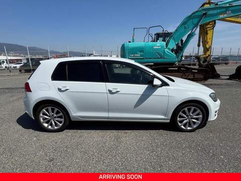 Volkswagen Golf 1.2 16V Dynamique Nav Hatchback 5dr Petrol Manual Euro 6 (75 ps)