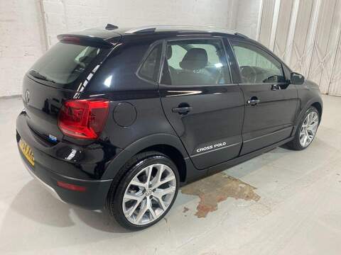Volkswagen Polo Cross 1.2 DSG 5dr Hatchback Automatic Petrol 1.2 5dr Hatchback Automatic Petrol - U16176