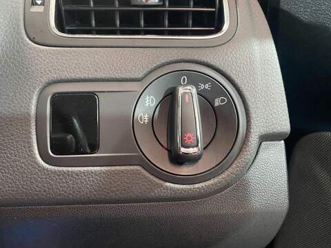 Volkswagen Polo Cross 1.2 DSG 5dr Hatchback Automatic Petrol 1.2 5dr Hatchback Automatic Petrol - U16176