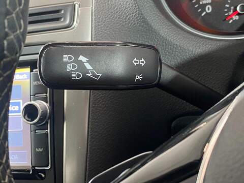 Volkswagen Polo Cross 1.2 DSG 5dr Hatchback Automatic Petrol 1.2 5dr Hatchback Automatic Petrol - U16176
