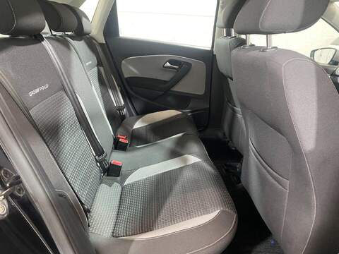 Volkswagen Polo Cross 1.2 DSG 5dr Hatchback Automatic Petrol 1.2 5dr Hatchback Automatic Petrol - U16176
