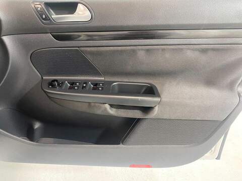 Volkswagen Golf Estate 1.2 TSI SE Estate 5dr Petrol DSG Euro 5 (122 ps) - U16212
