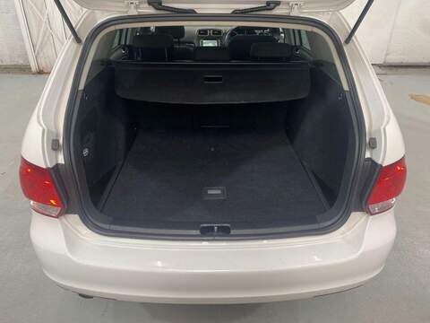 Volkswagen Golf Estate 1.2 TSI SE Estate 5dr Petrol DSG Euro 5 (122 ps) - U16212