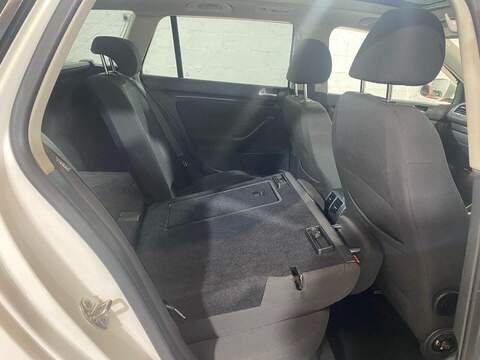 Volkswagen Golf Estate 1.2 TSI SE Estate 5dr Petrol DSG Euro 5 (122 ps) - U16212
