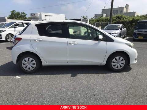 Toyota Vitz 1.2 16V Dynamique Nav Hatchback 5dr Petrol Manual Euro 6 (75 ps)