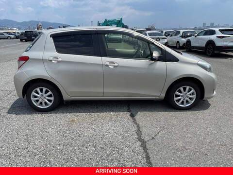 Toyota Vitz 2.4 Z 5dr MPV Automatic Petrol