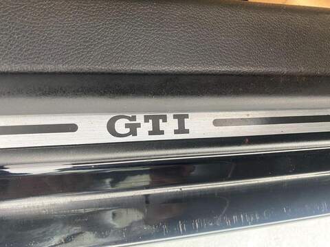 Volkswagen Golf 2.0 TFSI GTI Hatchback 5dr Petrol DSG (188 g/km, 198 bhp) - U16222
