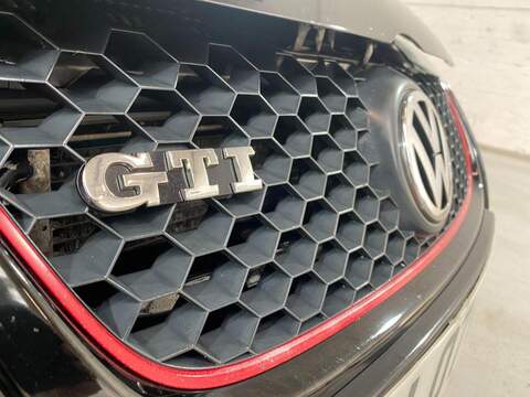 Volkswagen Golf 2.0 TFSI GTI Hatchback 5dr Petrol DSG (188 g/km, 198 bhp) - U16222