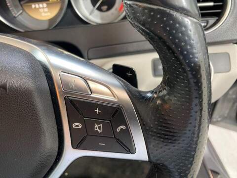 Mercedes-Benz C Class 2.1 C250 CDI BlueEfficiency AMG Sport Coupe 2dr Diesel G-Tronic+ Euro 5 (s/s) (204 ps) - U16226