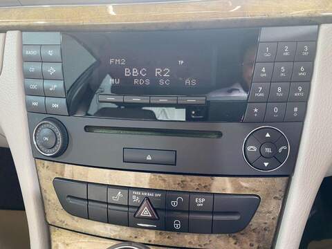 Mercedes-Benz E Class 3.0 E280 CDI Avantgarde Saloon 4dr Diesel G-Tronic (191 g/km, 190 bhp) - U16228