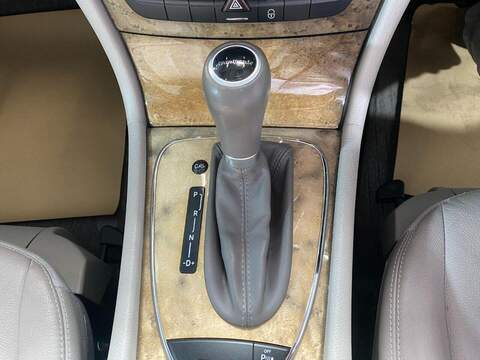 Mercedes-Benz E Class 3.0 E280 CDI Avantgarde Saloon 4dr Diesel G-Tronic (191 g/km, 190 bhp) - U16228