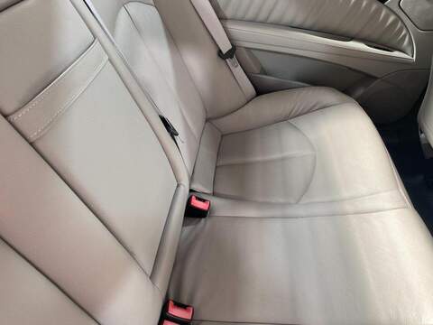 Mercedes-Benz E Class 3.0 E280 CDI Avantgarde Saloon 4dr Diesel G-Tronic (191 g/km, 190 bhp) - U16228