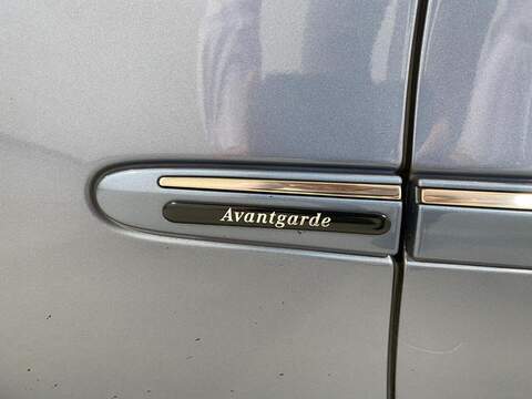 Mercedes-Benz E Class 3.0 E280 CDI Avantgarde Saloon 4dr Diesel G-Tronic (191 g/km, 190 bhp) - U16228