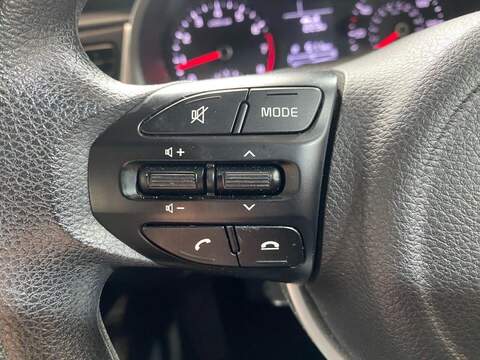 Kia Rio 1.2 1 Hatchback 5dr Petrol Manual Euro 6 (s/s) (83 bhp) - U16232