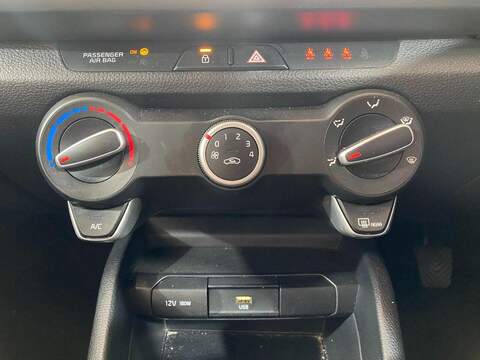 Kia Rio 1.2 1 Hatchback 5dr Petrol Manual Euro 6 (s/s) (83 bhp) - U16232