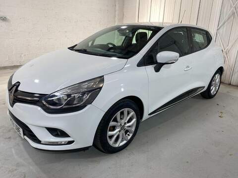 Renault Clio 1.2 16V Dynamique Nav Hatchback 5dr Petrol Manual Euro 6 (75 ps) - U16233